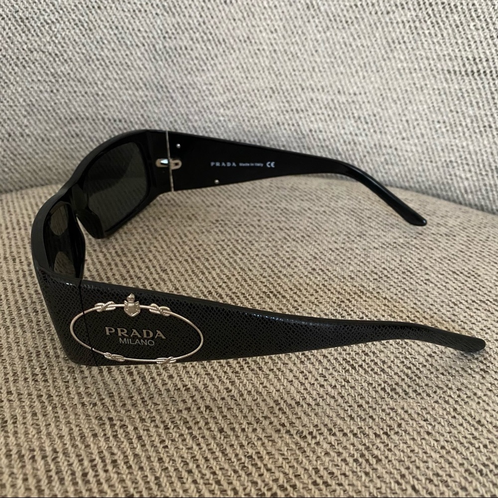 Prada Sunglasses - Picture 5 of 11